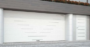 Секционные Doorhan ворота с алюминиевым профилем 3000х2800